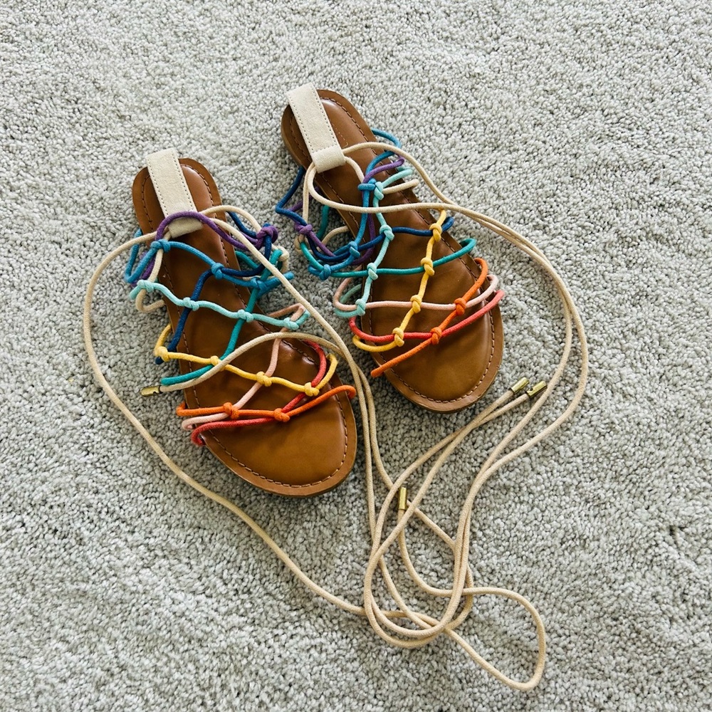 Sandals 7.5 - Picture 2 of 2